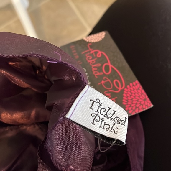 NWT Tickled Pink Scarf - Picture 4 of 6